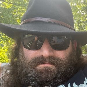 Meet your Posher, Benjamin